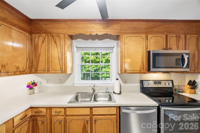 1254 Churchill Drive, Gastonia, NC 28054