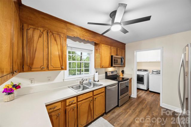 1254 Churchill Drive, Gastonia, NC 28054
