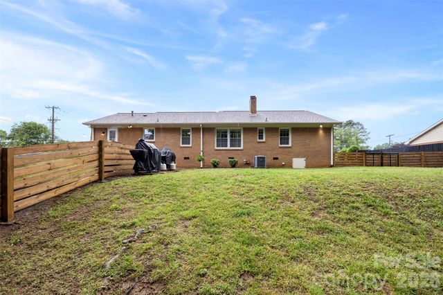1254 Churchill Drive, Gastonia, NC 28054