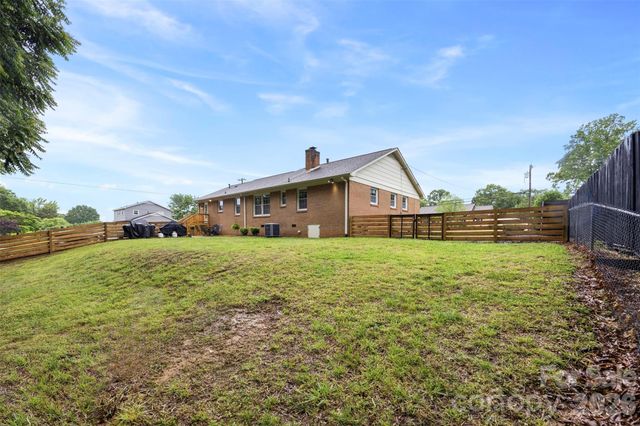 1254 Churchill Drive, Gastonia, NC 28054