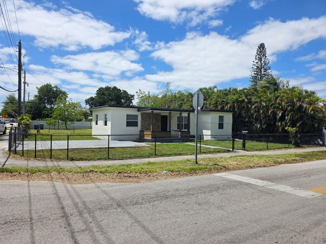 9900 NW 25th Avenue, Miami, FL 33147