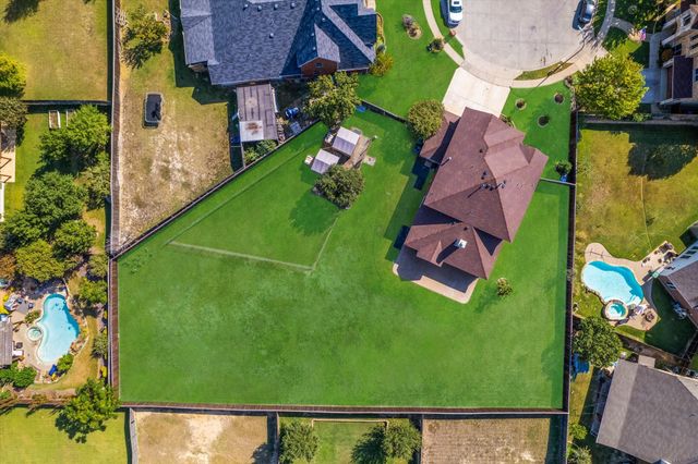 5401 Loftsmoor Court, Fort Worth, TX 76244