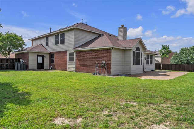 5401 Loftsmoor Court, Fort Worth, TX 76244