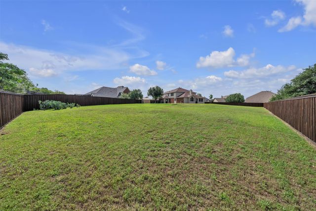 5401 Loftsmoor Court, Fort Worth, TX 76244