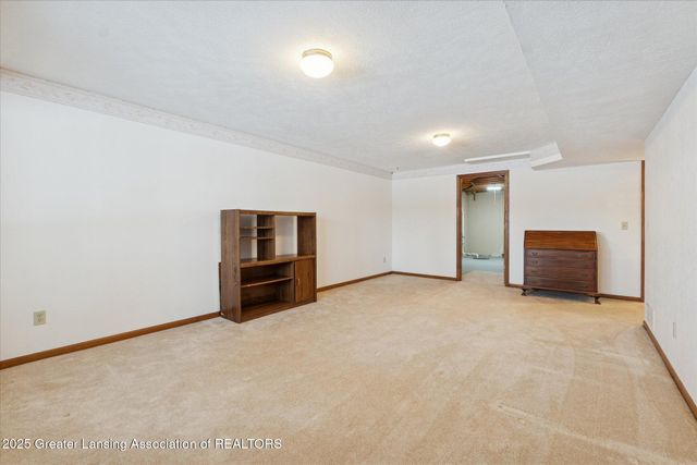 6542 Brook Trail, Lansing, MI 48917