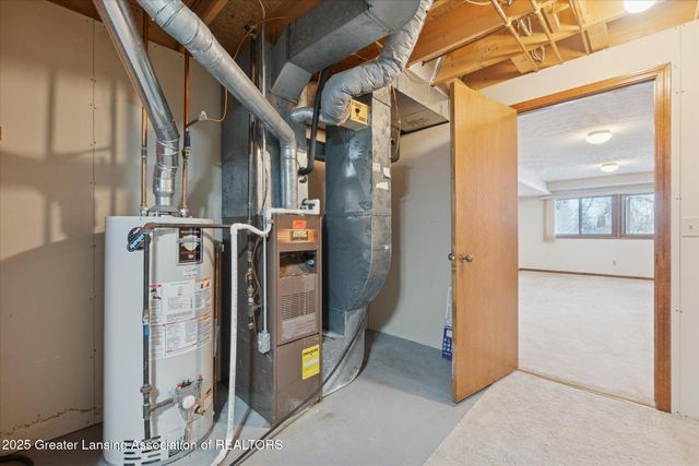 6542 Brook Trail, Lansing, MI 48917