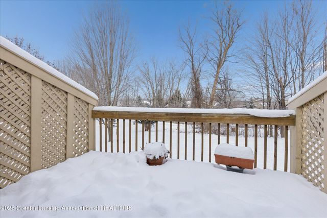 6542 Brook Trail, Lansing, MI 48917