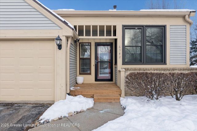 6542 Brook Trail, Lansing, MI 48917