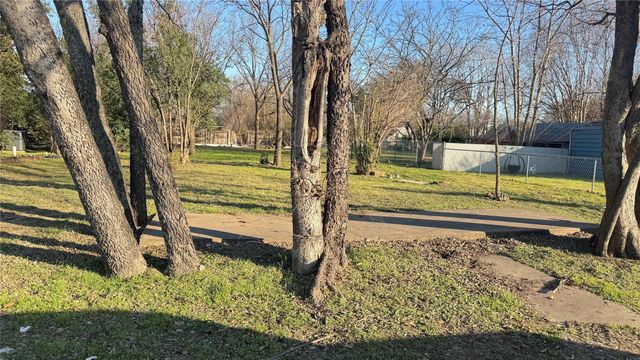 212 N Hastings Street, Duncanville, TX 75116