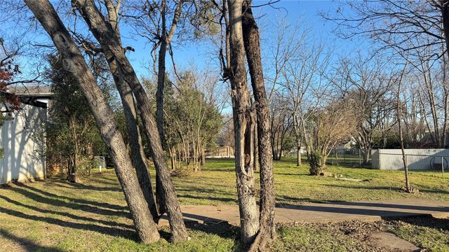 212 N Hastings Street, Duncanville, TX 75116