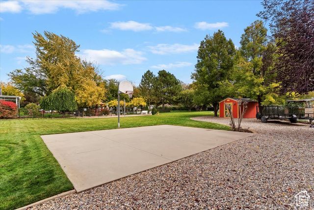 256 SEEMORE DR, Kaysville, UT 84037