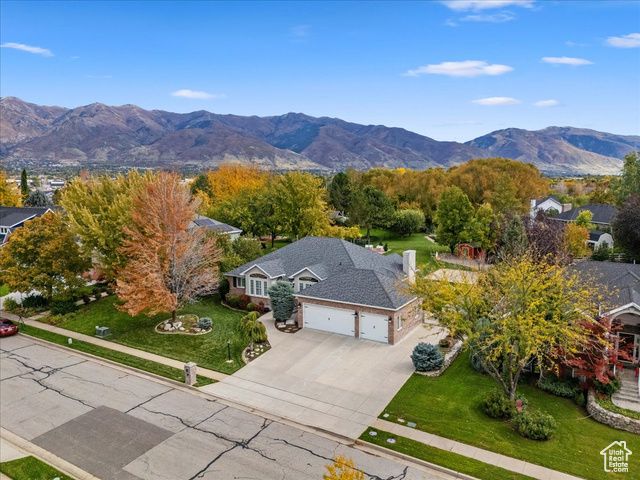 256 SEEMORE DR, Kaysville, UT 84037