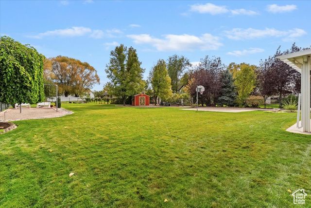 256 SEEMORE DR, Kaysville, UT 84037