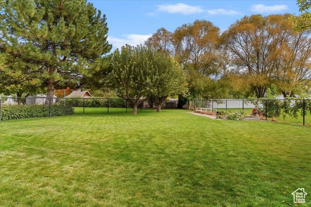 256 SEEMORE DR, Kaysville, UT 84037