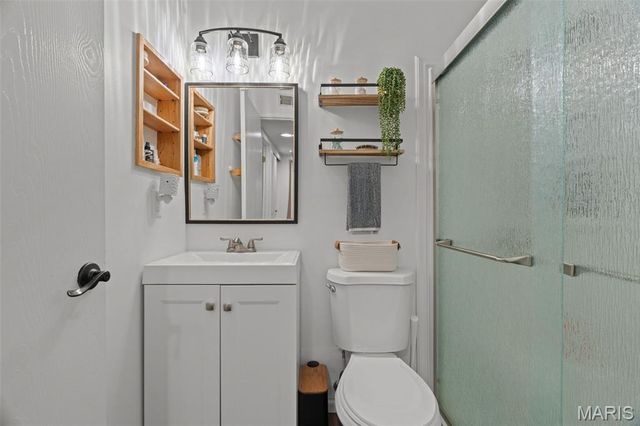 621 S Kirkwood Rd 202, St Louis, MO 63122