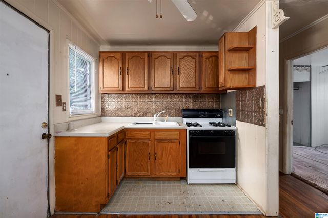 1040 6TH STREET W, Birmingham, AL 35204