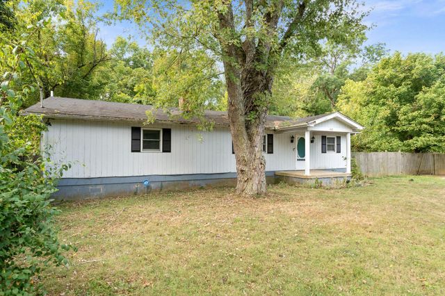 142 Lois Lane, Nicholasville, KY 40356