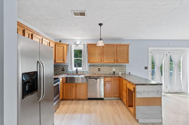 142 Lois Lane, Nicholasville, KY 40356