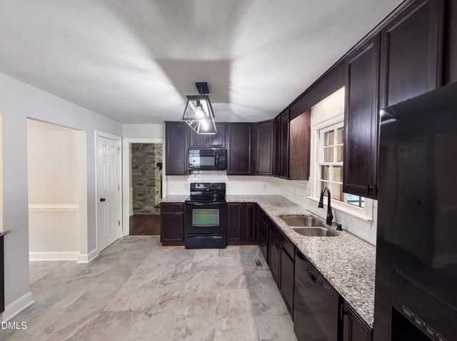 624 Green Willow Circle, Wendell, NC 27591