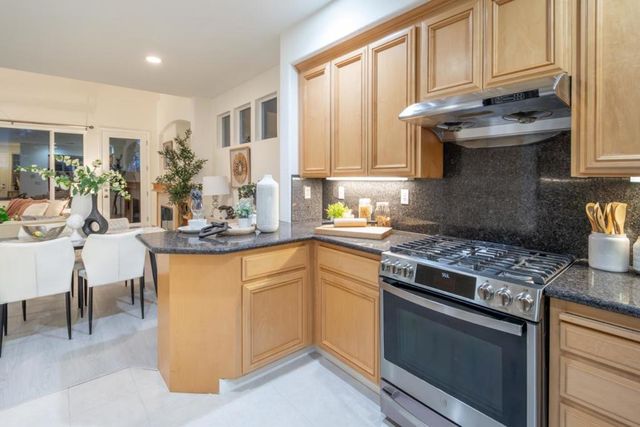 18060 King Court, Saratoga, CA 95070