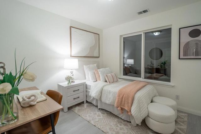 18060 King Court, Saratoga, CA 95070