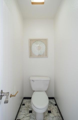 18060 King Court, Saratoga, CA 95070