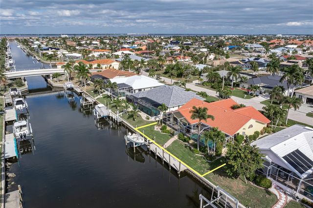 221 DI VINCI DRIVE, Punta Gorda, FL 33950
