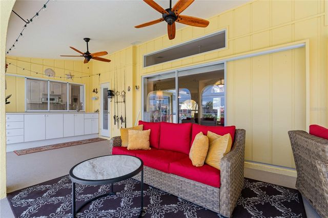 221 DI VINCI DRIVE, Punta Gorda, FL 33950