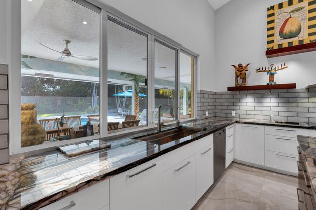 17888 Fieldbrook Circle W, Boca Raton, FL 33496