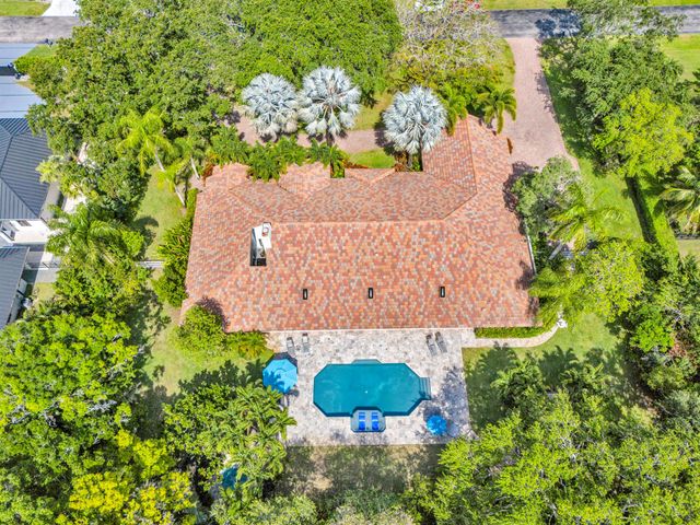 17888 Fieldbrook Circle W, Boca Raton, FL 33496