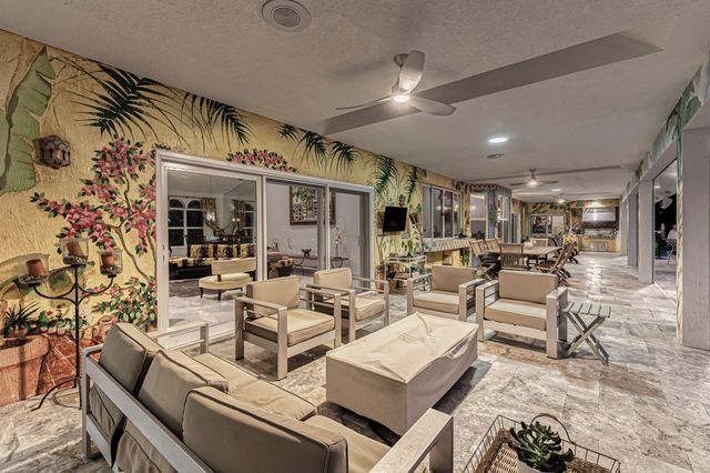 17888 Fieldbrook Circle W, Boca Raton, FL 33496