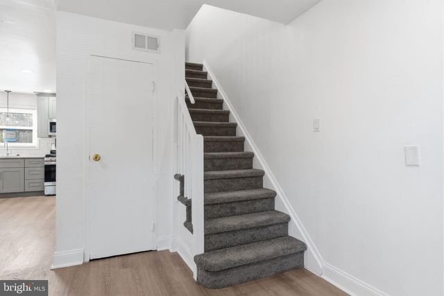 5805 MITCHELL RD, Levittown, PA 19057