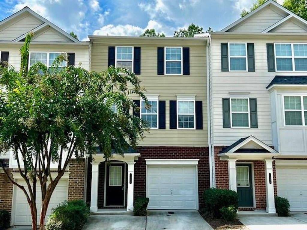 2403 Ivey Crest Circle, Tucker, GA 30084