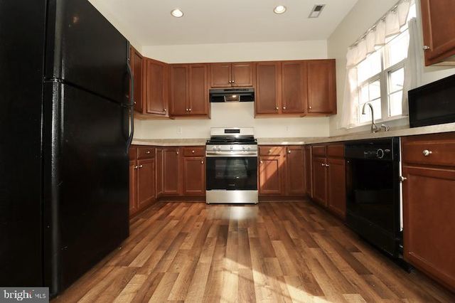403 WILMORE DR, Middletown, DE 19709