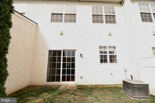 403 WILMORE DR, Middletown, DE 19709