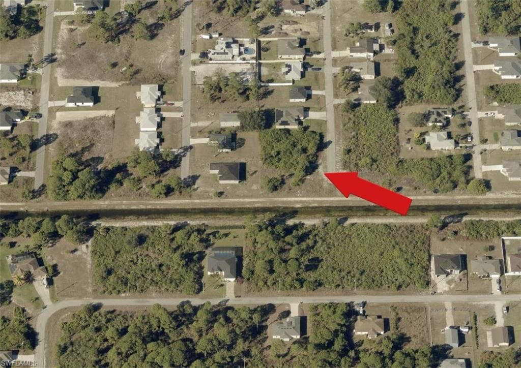 2501 34th ST SW, LEHIGH ACRES, FL 33976 — photo 4