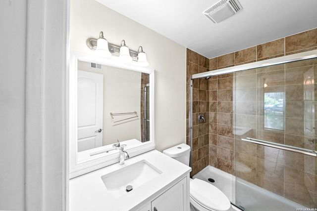 8702 Village Dr Apt 1302, San Antonio, TX 78217