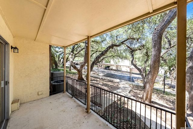 8702 Village Dr Apt 1302, San Antonio, TX 78217
