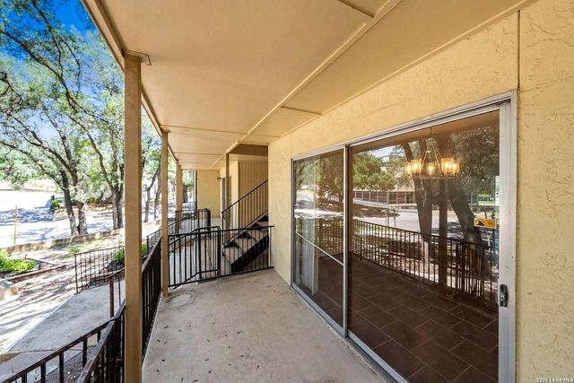 8702 Village Dr Apt 1302, San Antonio, TX 78217