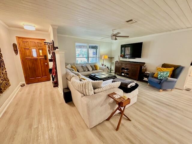 203 Hastings Court, Fort Walton Beach, FL 32547