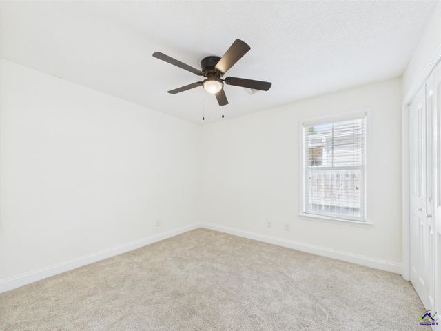 500 Amherst Street, Kathleen, GA 31047