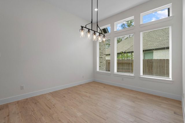 616 Golden Aster Boulevard, Waller, TX 77447