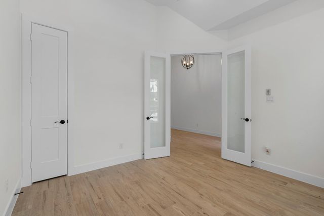 616 Golden Aster Boulevard, Waller, TX 77447