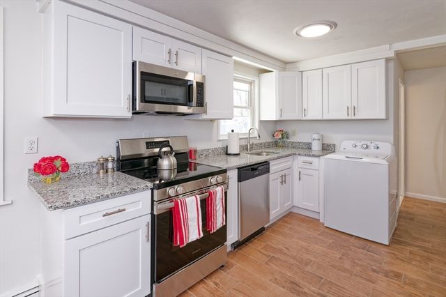 35 Marion St, Holbrook, MA 02343