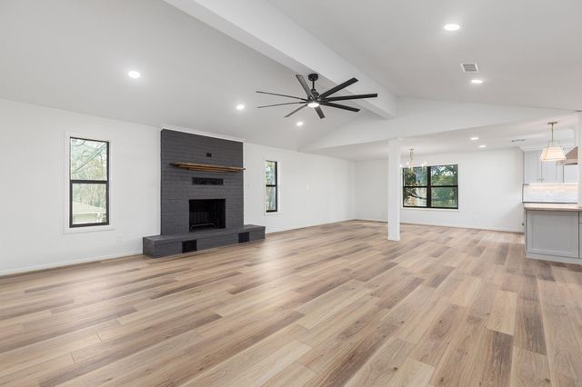 128 Schooner, Livingston, TX 77351