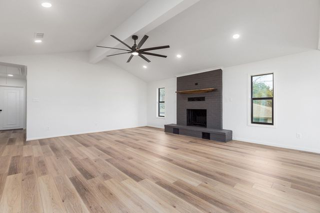 128 Schooner, Livingston, TX 77351