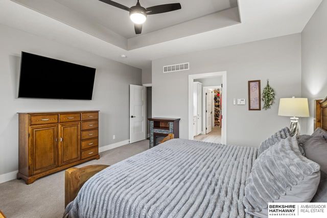 10105 S 180th Avenue Circle, Omaha, NE 68136