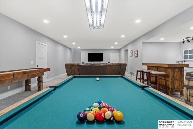 10105 S 180th Avenue Circle, Omaha, NE 68136