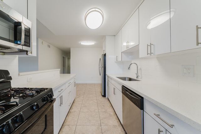 601 SW 2nd Avenue, Boca Raton, FL 33432