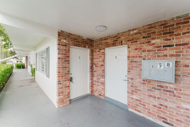 601 SW 2nd Avenue, Boca Raton, FL 33432